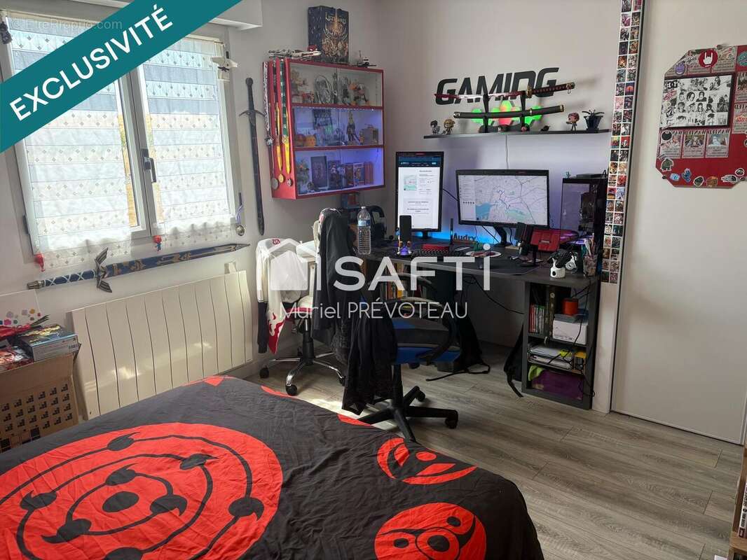 Photo 8
