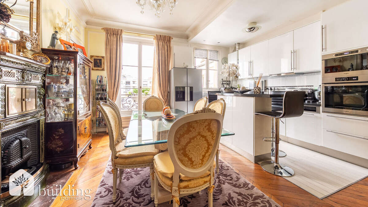 Appartement à PARIS-12E