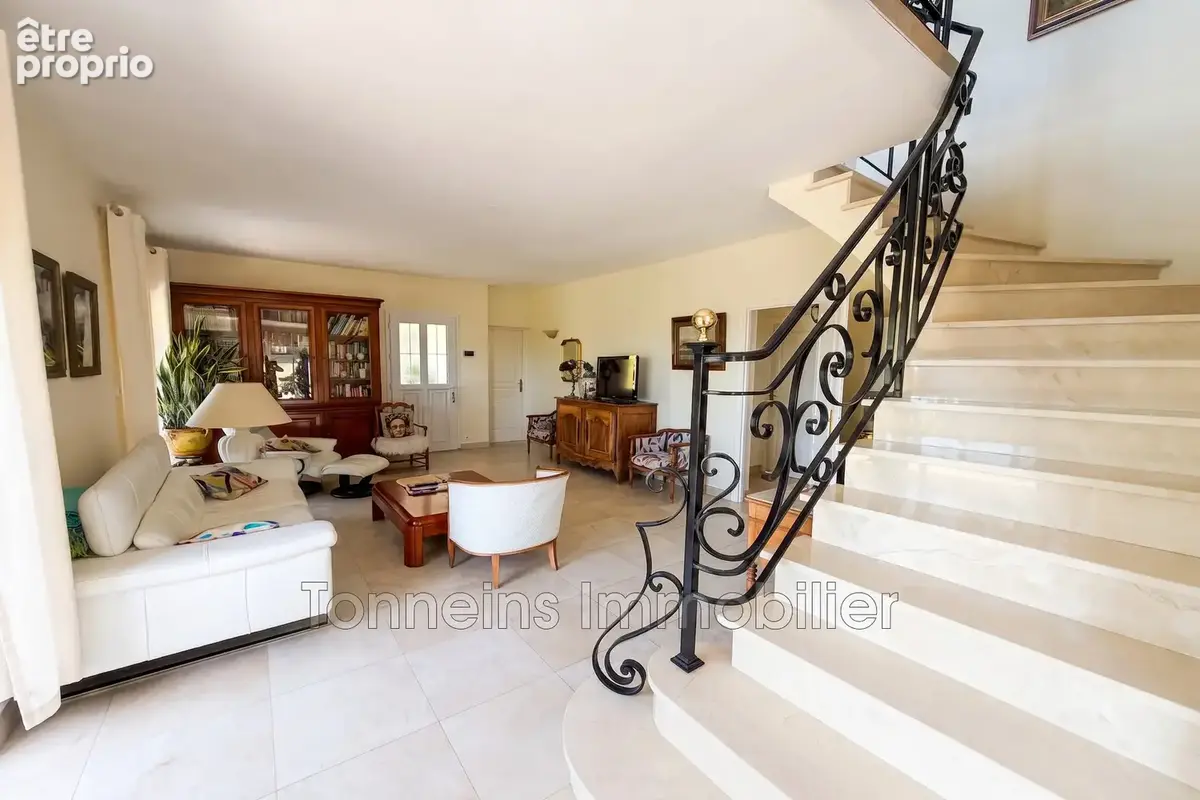 Maison 6 pièces 182 m² à vendre à Birac-Sur-Trec (47200) - photo 3