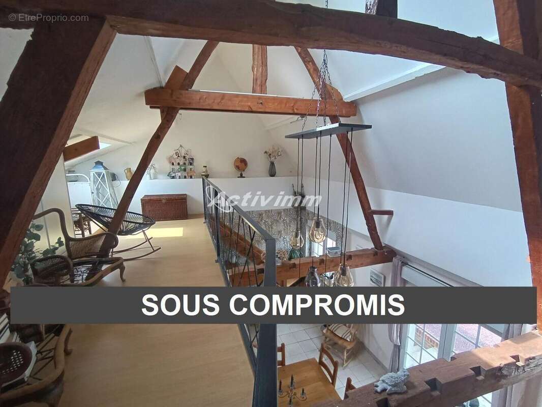 4257 27 - Maison à HESDIN