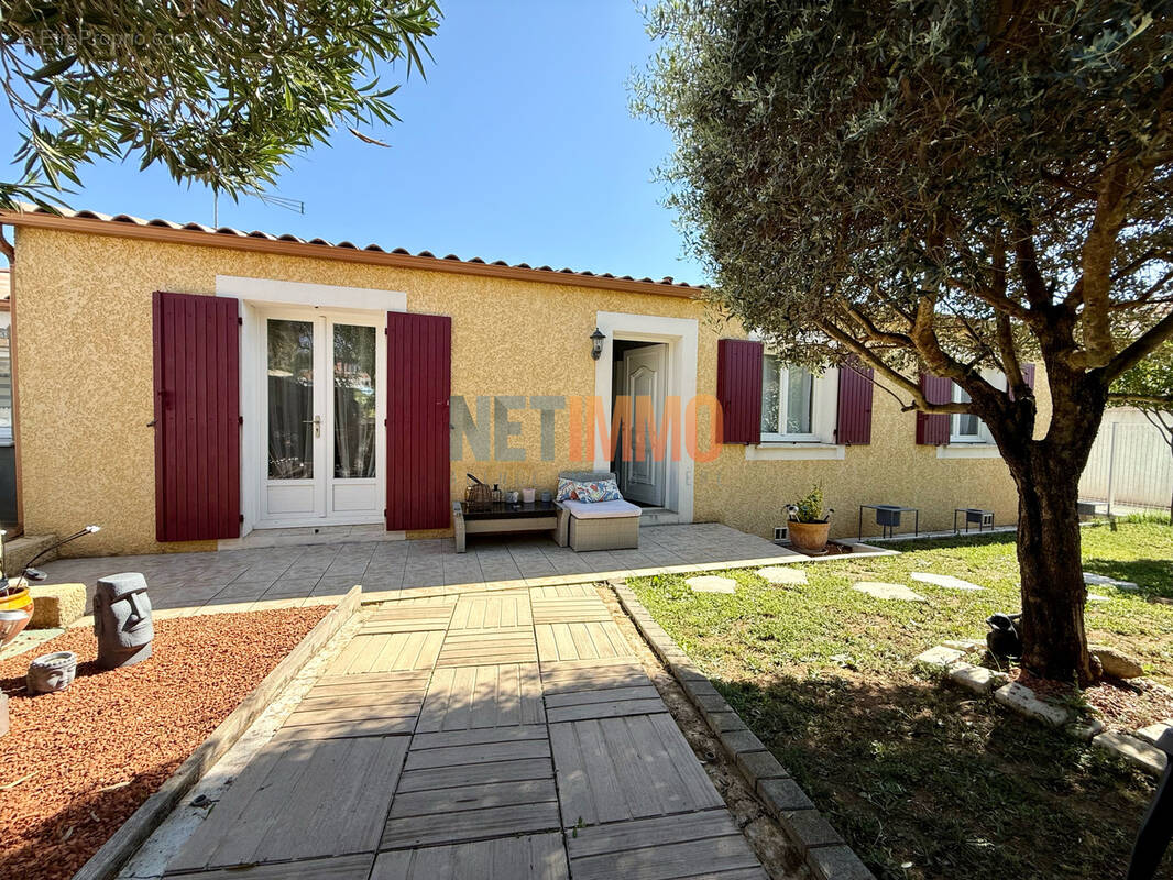 Maison à VERGEZE