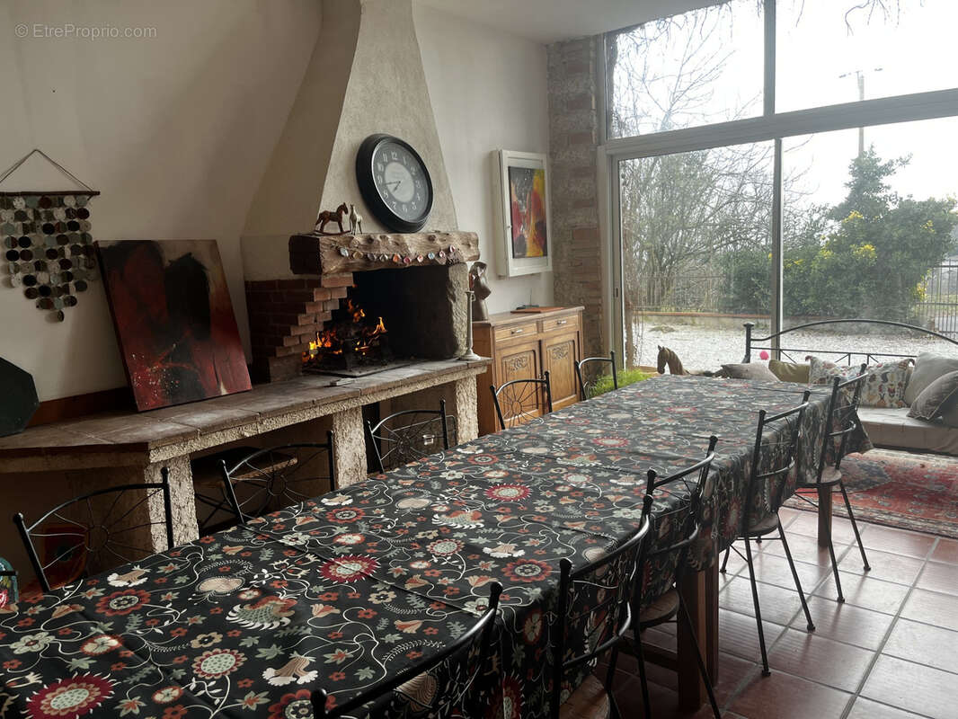 Ancienne Vigneronne de caractère 260m2 habitables avec piscine et grand terrain - photo 5