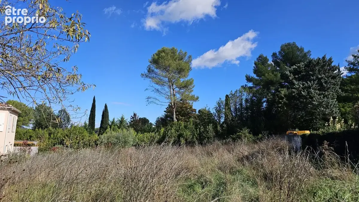 Terrain à bâtir de 1300 m² à VENELLES (13) - photo 4