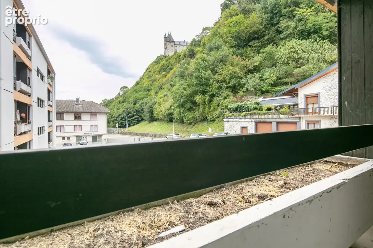 Spacieux t4 avec balcons et cave -  la rochette ! - photo 13