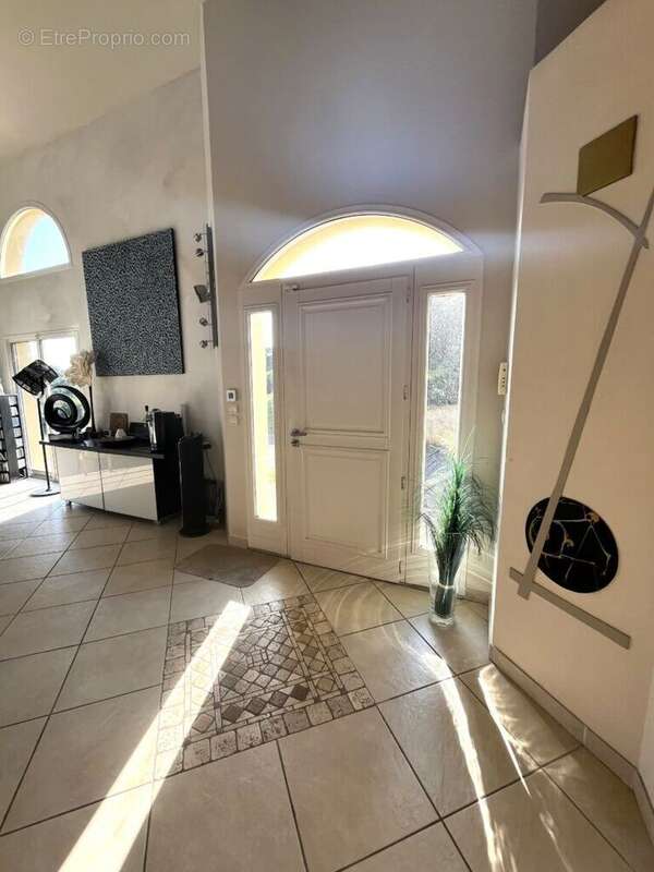 Maison à CAILLOUX-SUR-FONTAINES