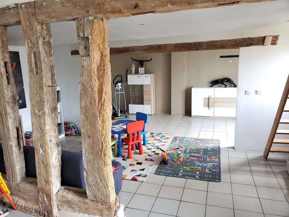 Maison à BOISCOMMUN