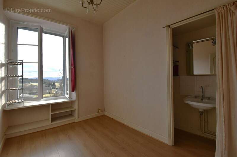 Maison à SAINT-AGREVE