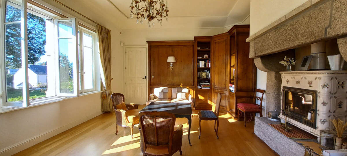 Maison à RIEC-SUR-BELON