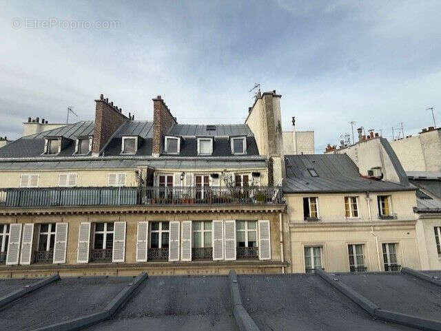 Appartement à PARIS-7E