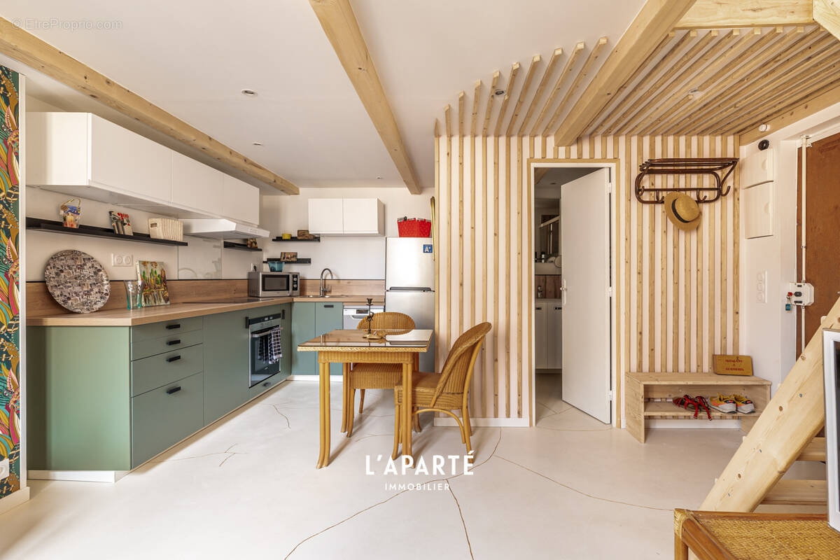 Appartement à MARSEILLE-6E