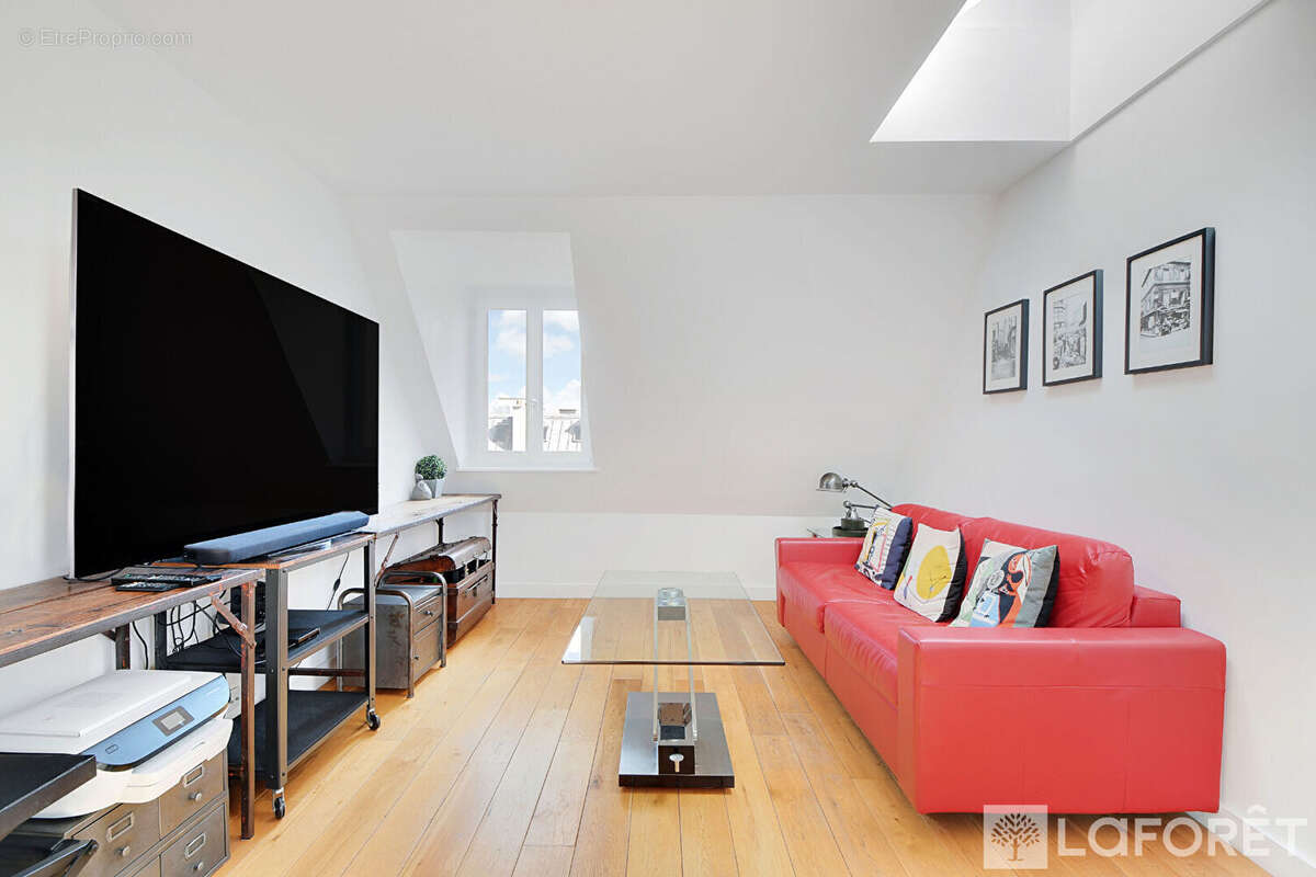 Appartement à PARIS-2E