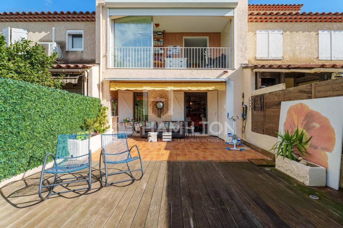 Appartement à VALBONNE
