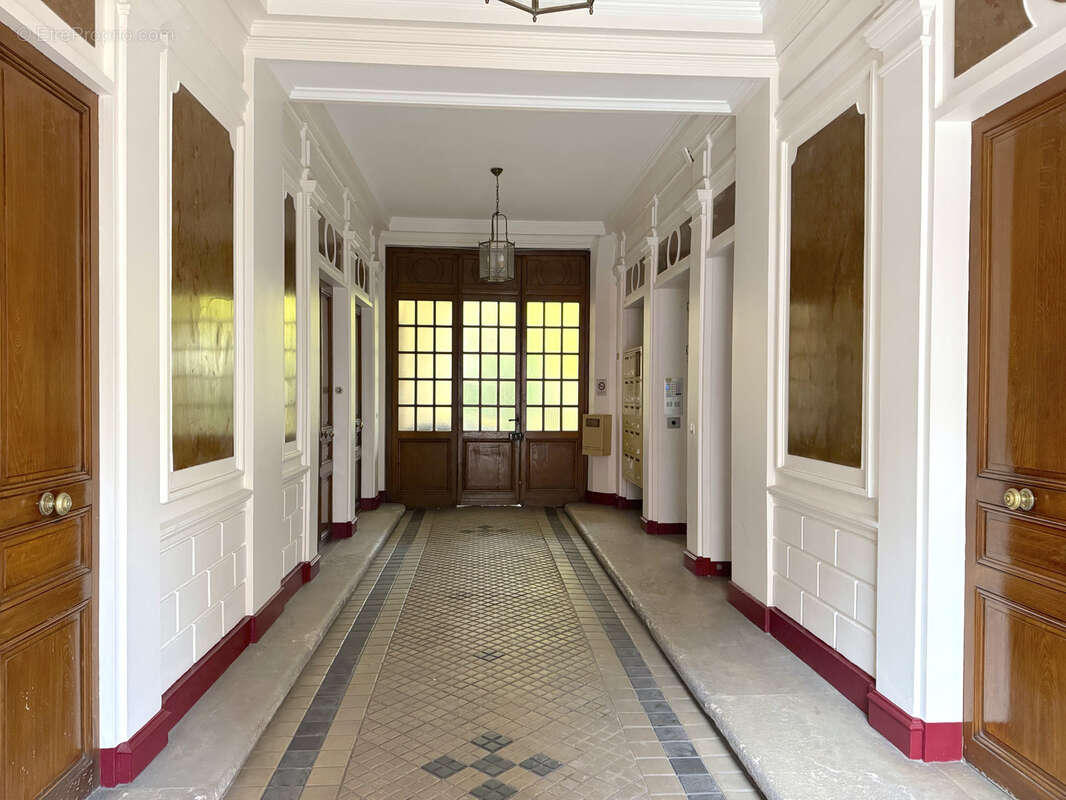 Appartement à ASNIERES-SUR-SEINE