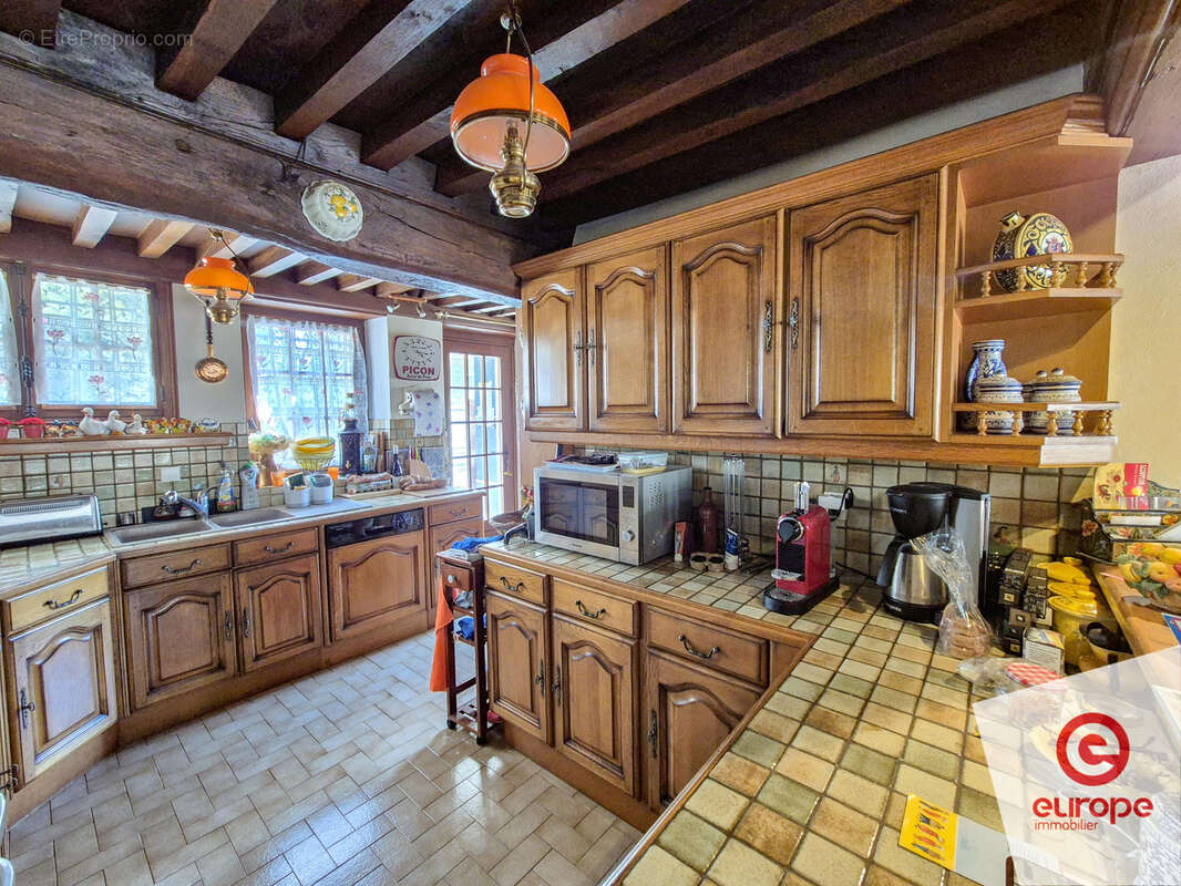 Maison 7 pièces de 211m2 avec jardin de 4 055m2 au coeur du Morvan - photo 4