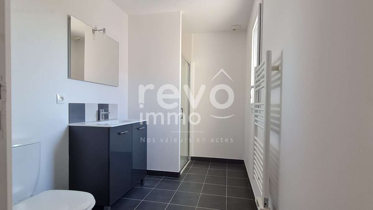 Maison à LE CELLIER