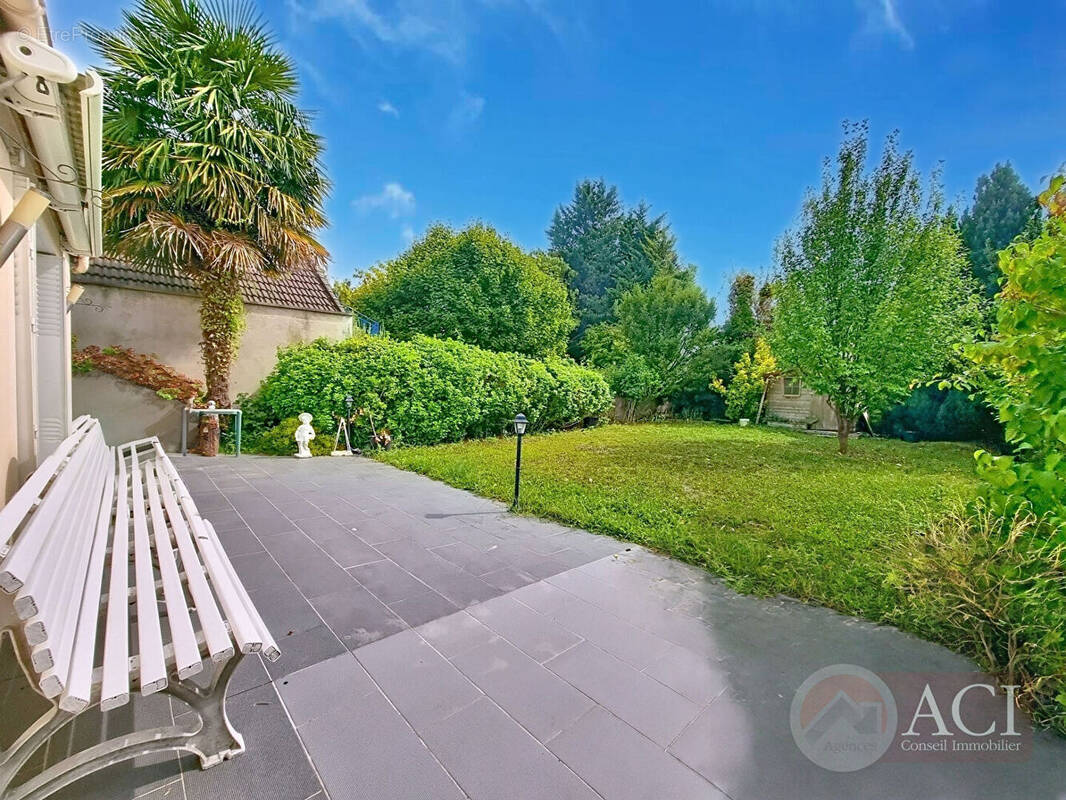 Maison à DEUIL-LA-BARRE