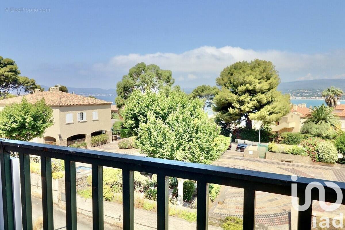 Photo 1 - Appartement à SAINT-CYR-SUR-MER