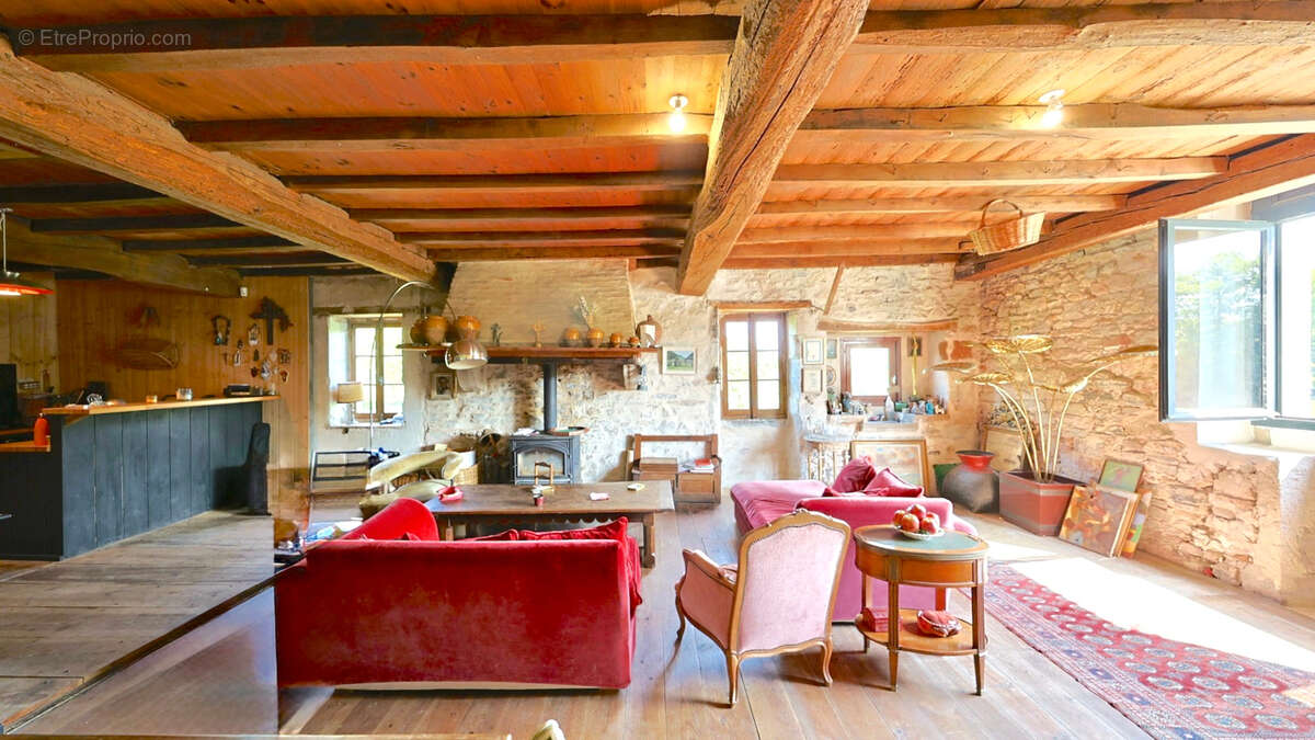 Maison à SAINT-BARTHELEMY