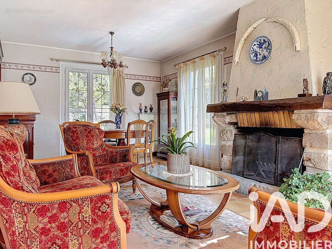 Maison 120 m² à Saint-Hilarion  - photo 3