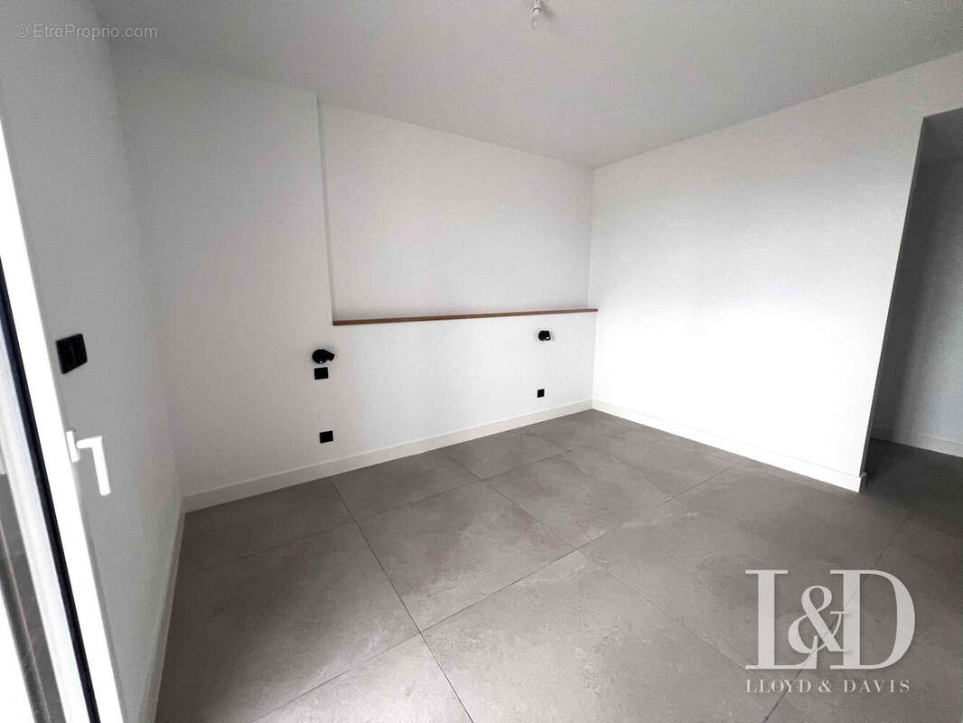 Appartement à CASTRIES