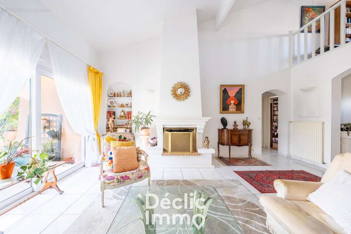 Maison à VILLENAVE-D&#039;ORNON