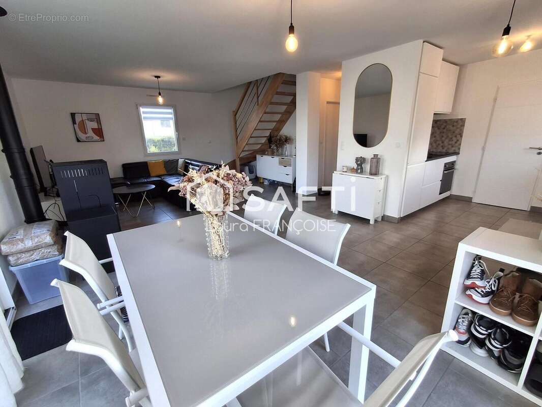 Maison 107 m² à Anguerny  - photo 4