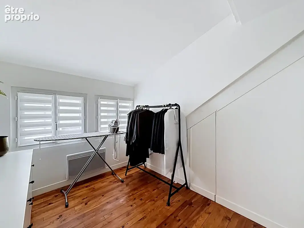 FONTAINEBLEAU - Maison de ville de 107 m² entièrement rénovée - photo 13