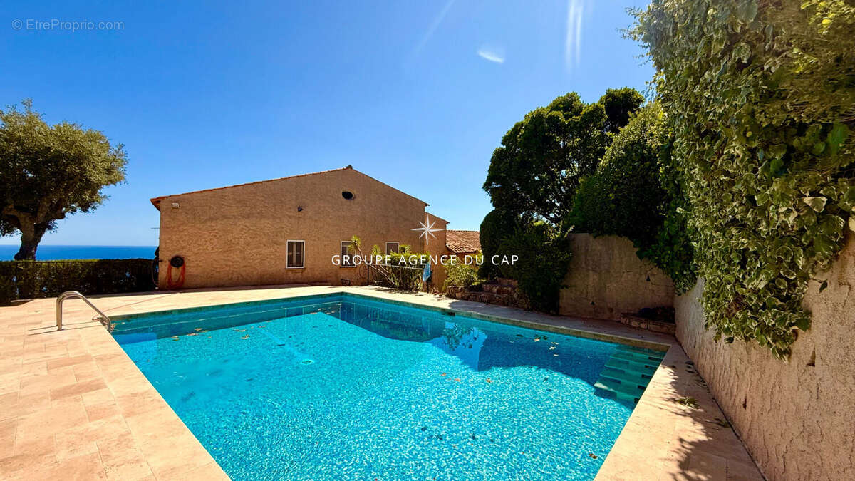 Maison à LES ISSAMBRES