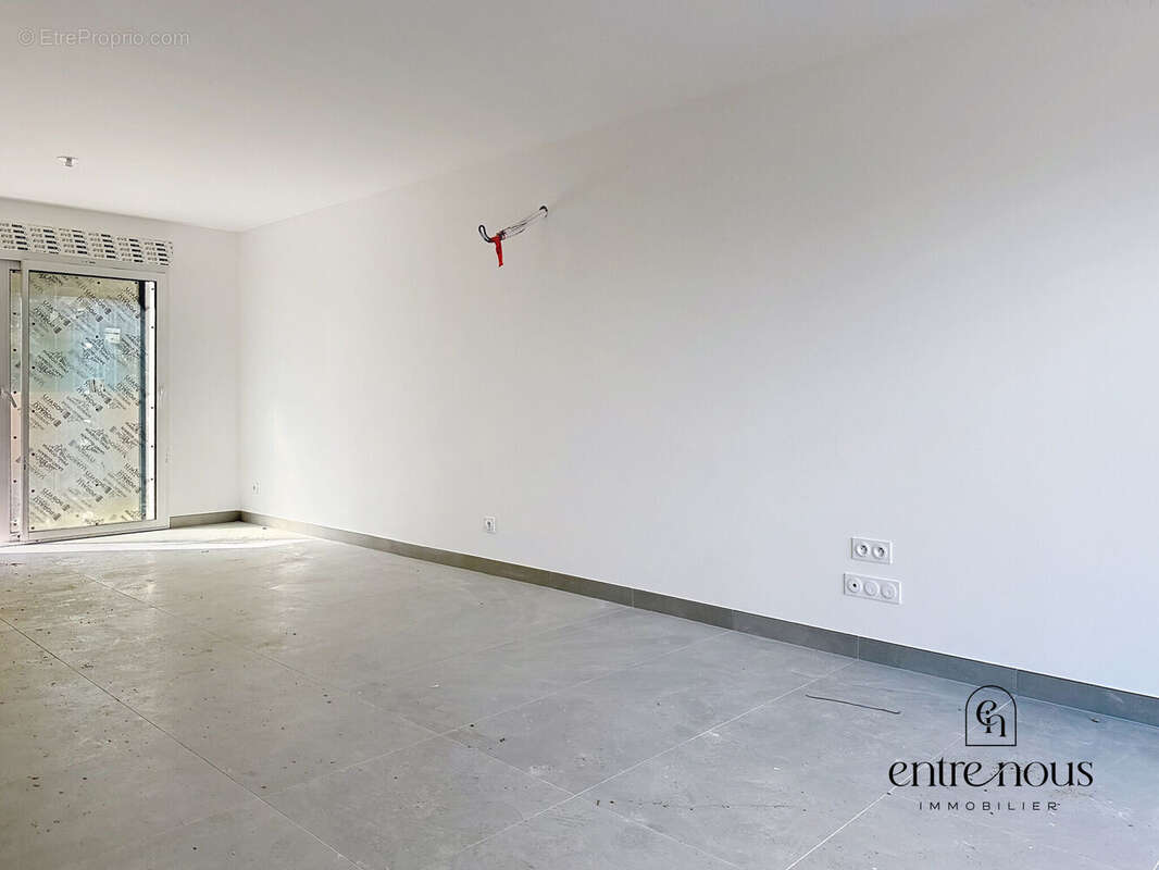 Photo 2 - Maison à EYZIN-PINET