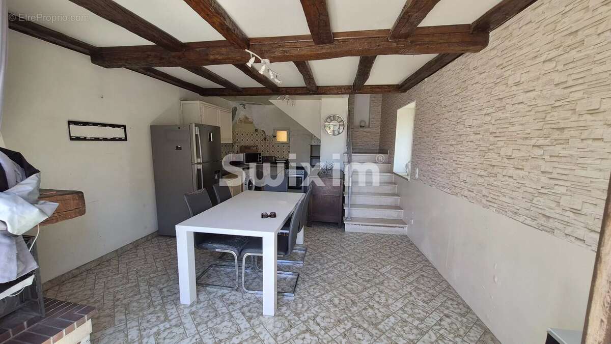 Maison de caractère de 77 m² évolutif à Noyers - photo 2