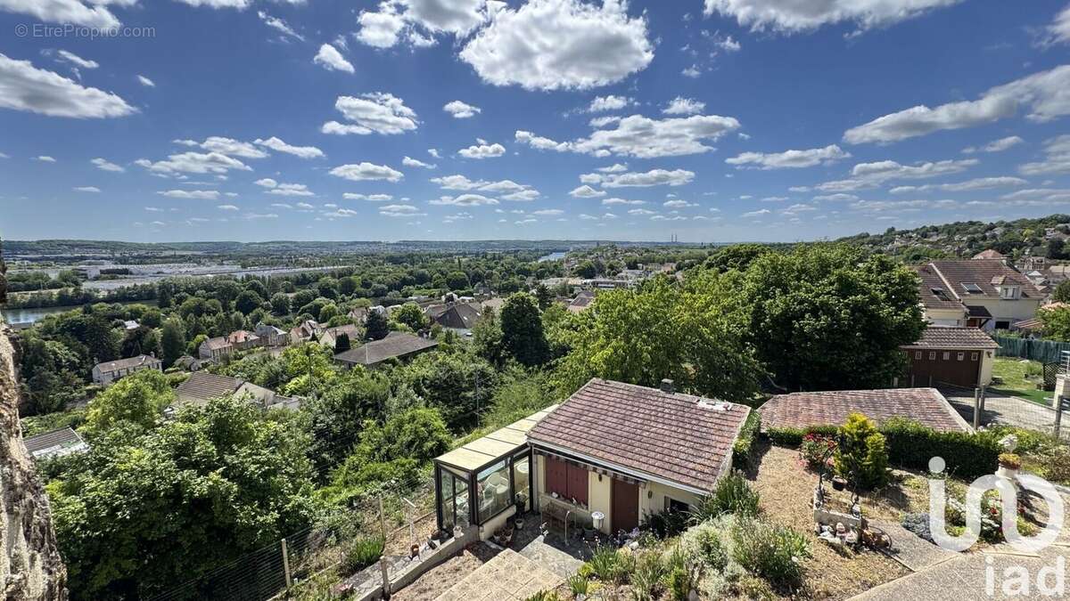 Photo 3 - Maison à JUZIERS