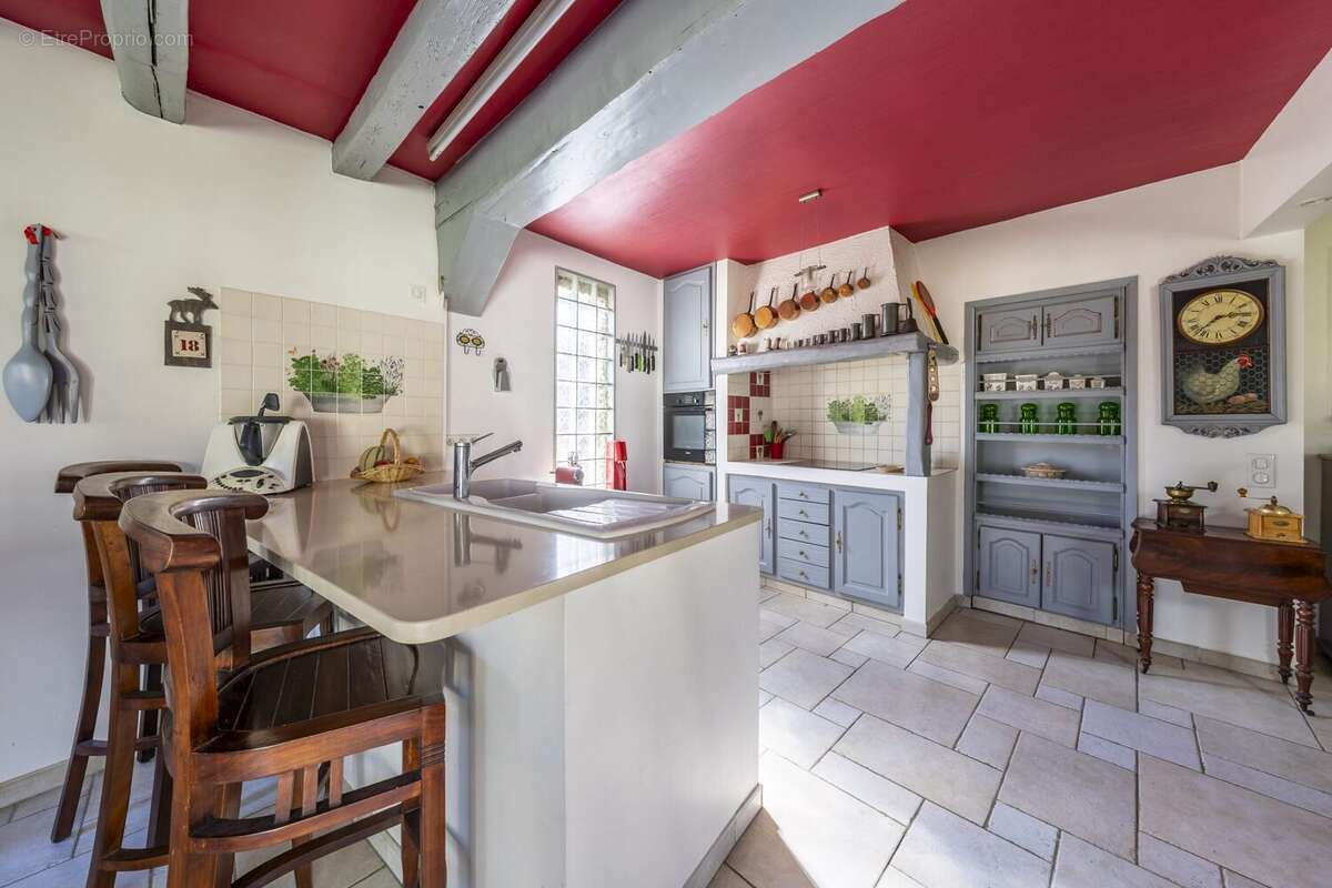 Maison à LE MEE-SUR-SEINE