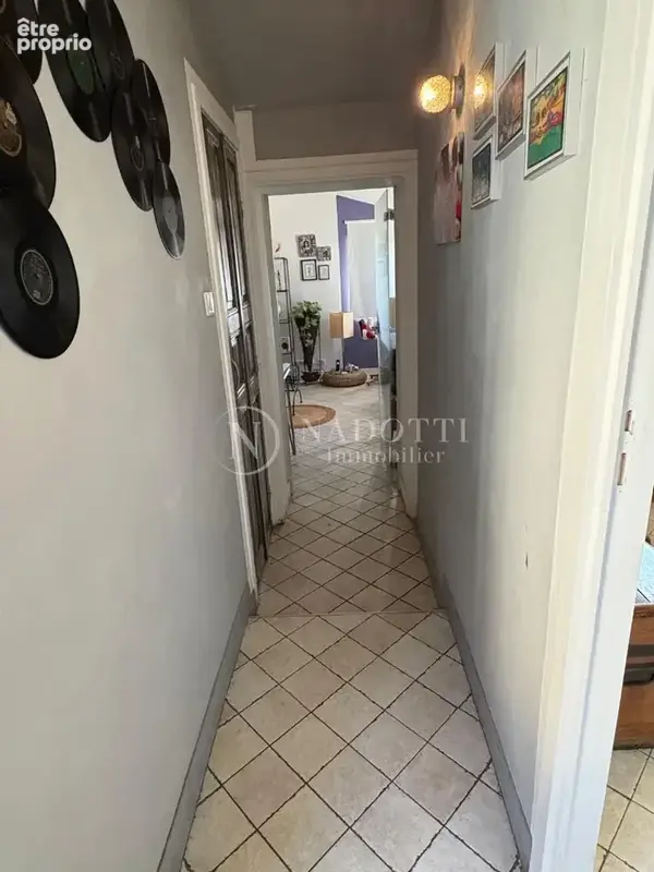 Maison de village T3 avec terrasse et jardin env.140 m2 au calme - Cadenet - photo 9