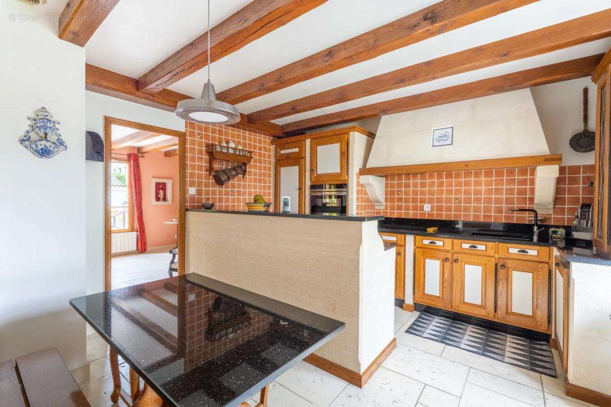 Appartement à PRESLES