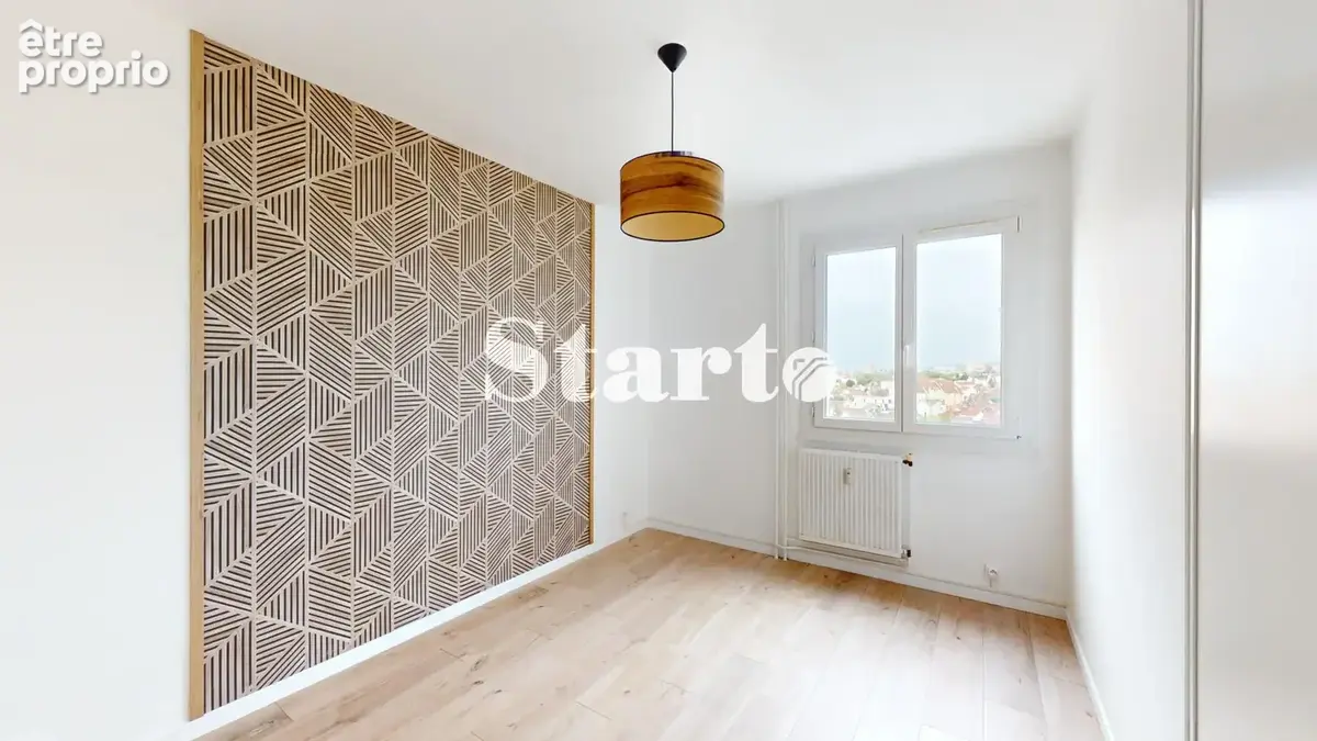 Appartement quatre pièces entièrement rénové - photo 8