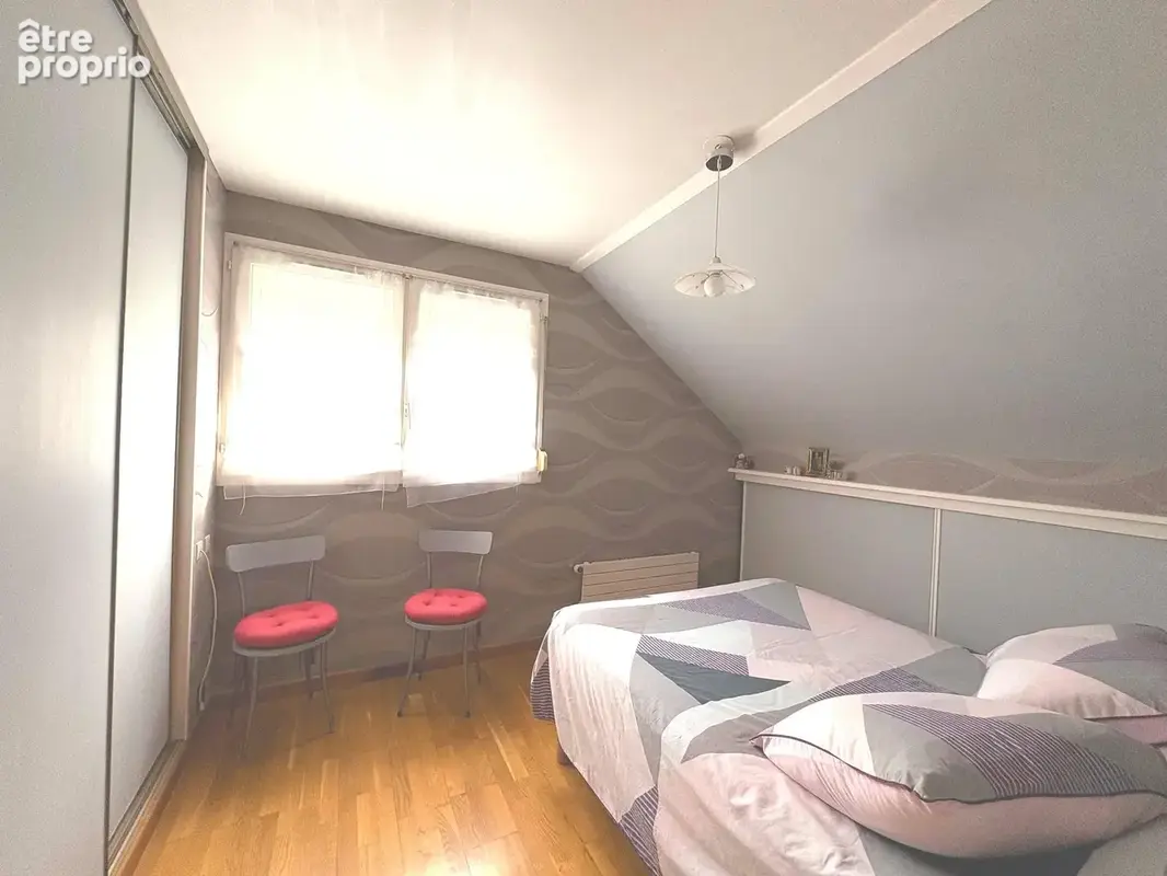 Maison 6 pièces 100 m² à vendre à Brehal (50290) - photo 6