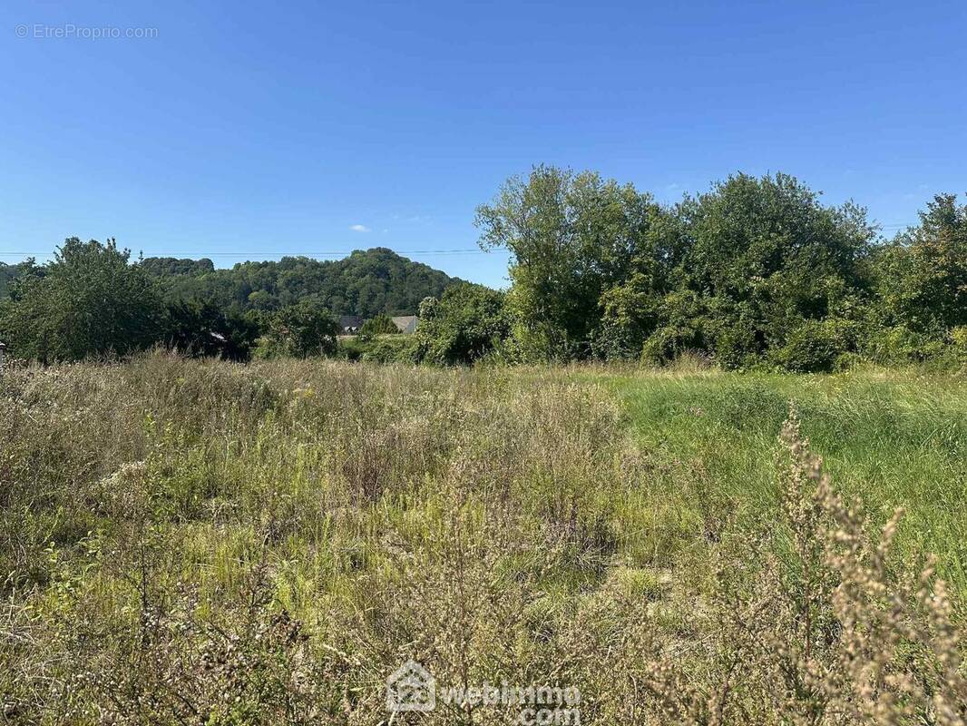 Joli terrain à bâtir d'une surface de 868 m² - Terrain à LAON