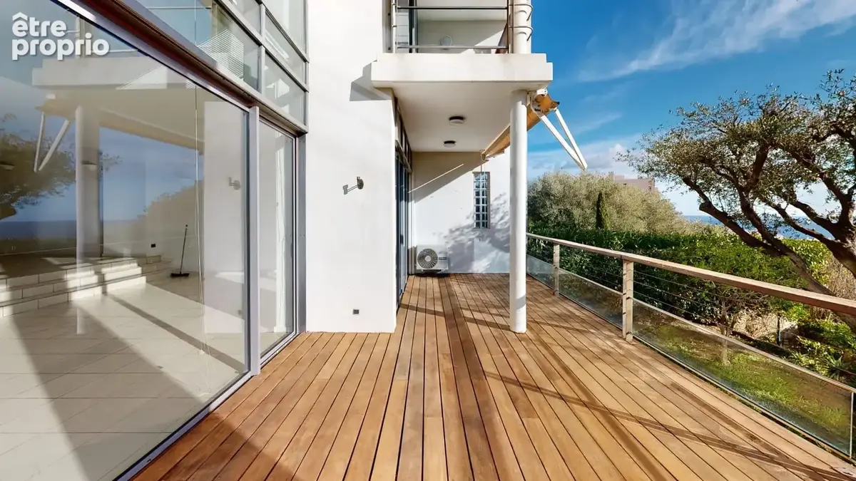 Appartement 5 pièces 164 m² à vendre à Ville-Di-Pietrabugno (20200) - photo 2