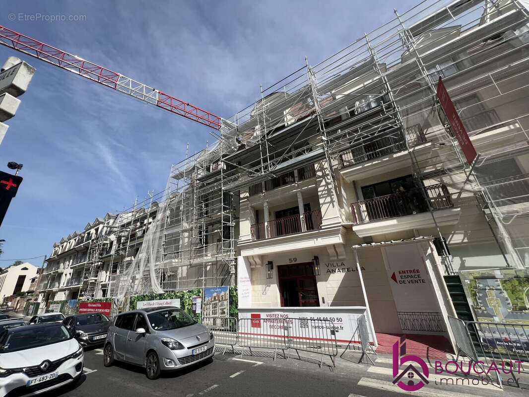 Appartement à LE PLESSIS-ROBINSON