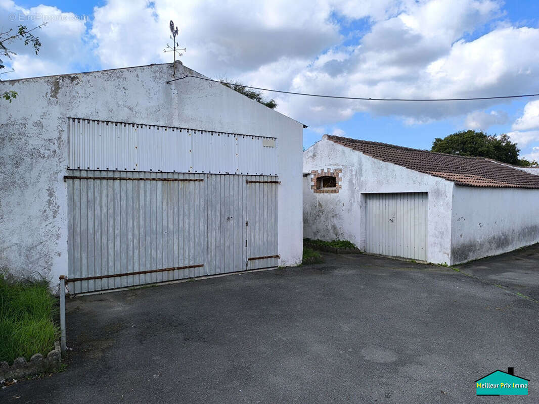 Maison à SAINT-URBAIN