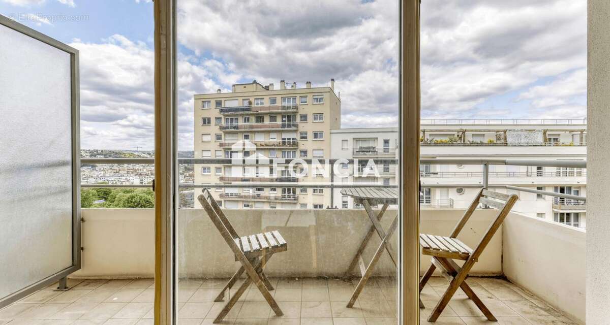 Appartement à ISSY-LES-MOULINEAUX