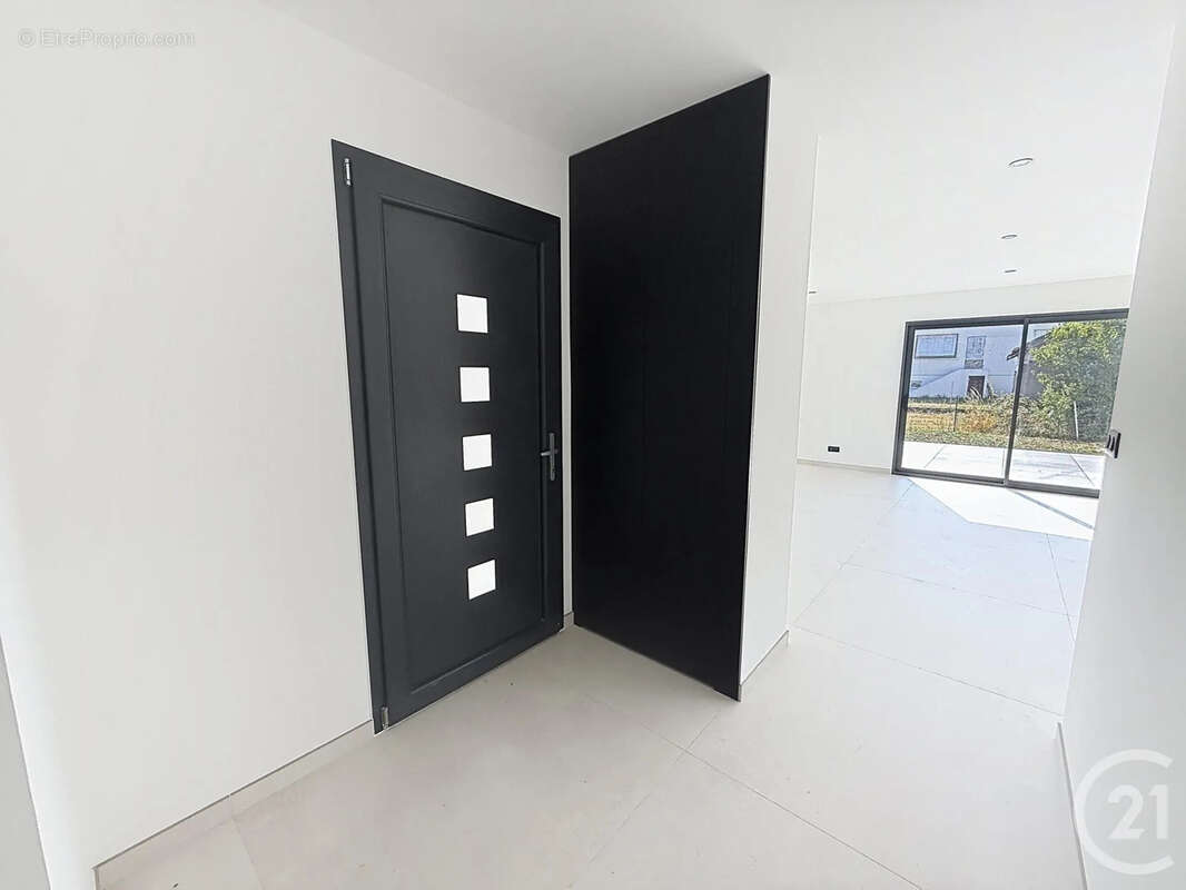 Maison 139 m² à Chevigny-Saint-Sauveur  - photo 5