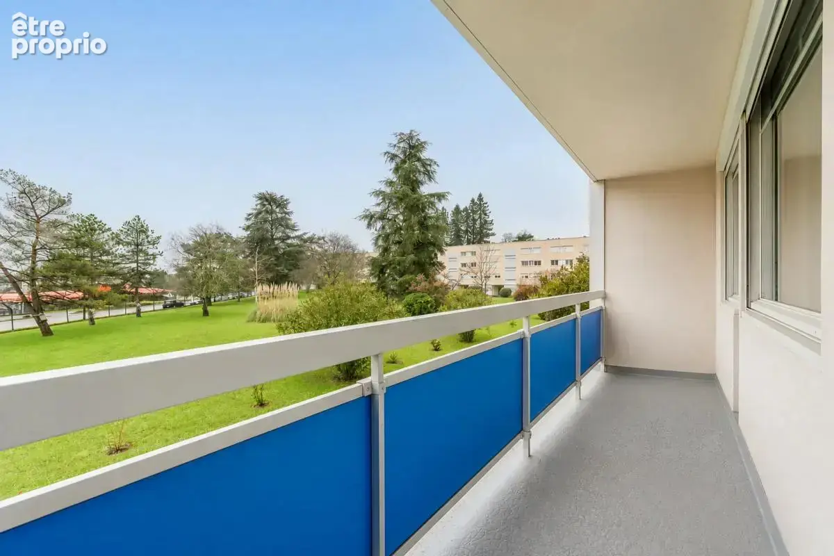 Spacieux T5 de 100 m² vendu loué à Blanquefort - photo 2