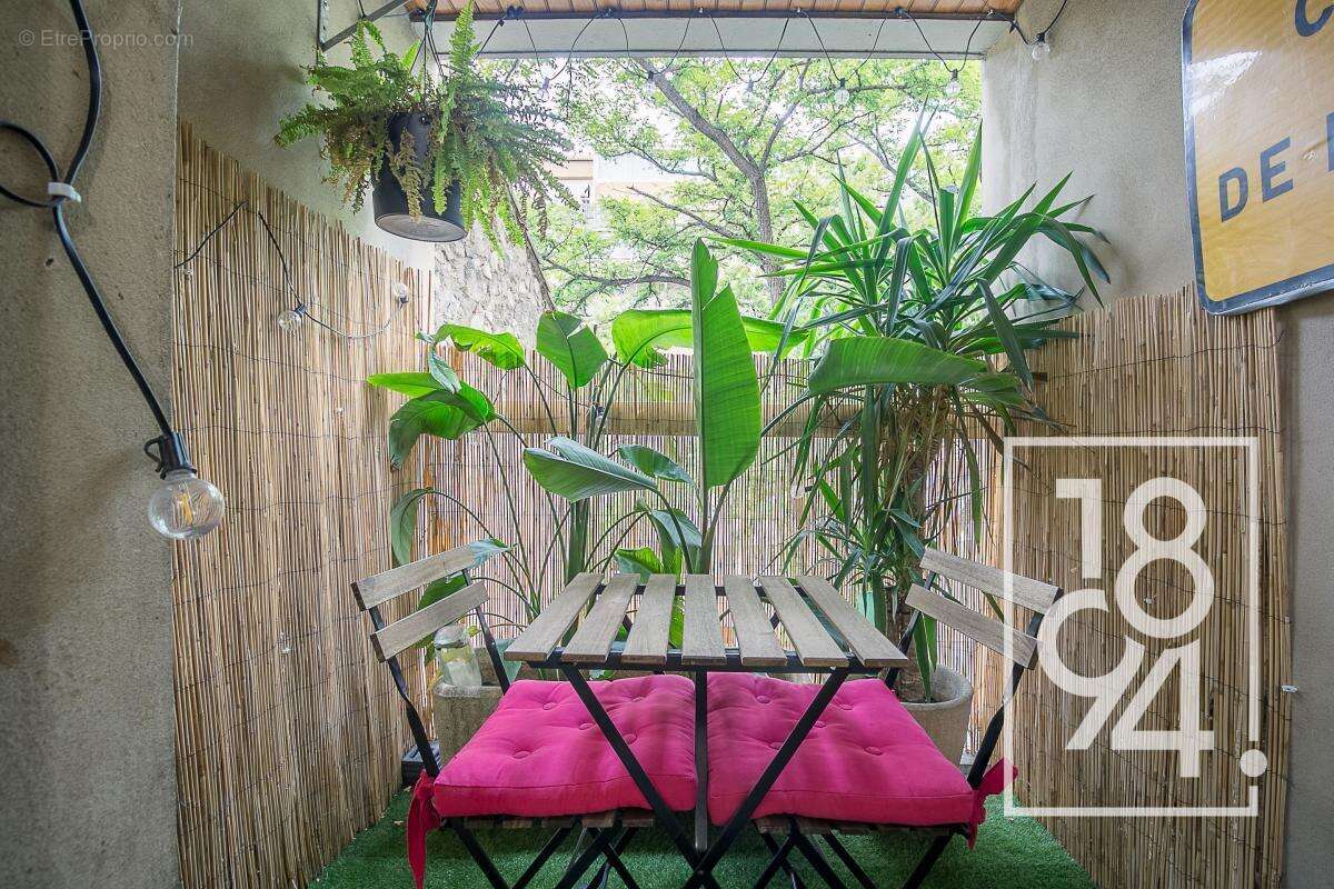 Appartement à MARSEILLE-6E