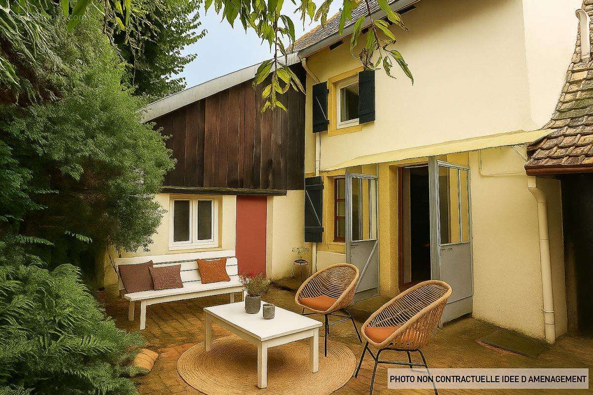Maison à ROUGEGOUTTE