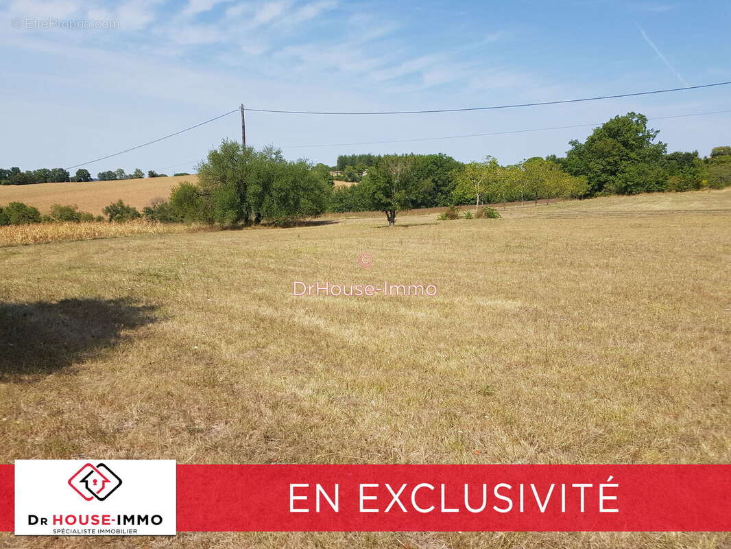 Terrain à VERTEILLAC