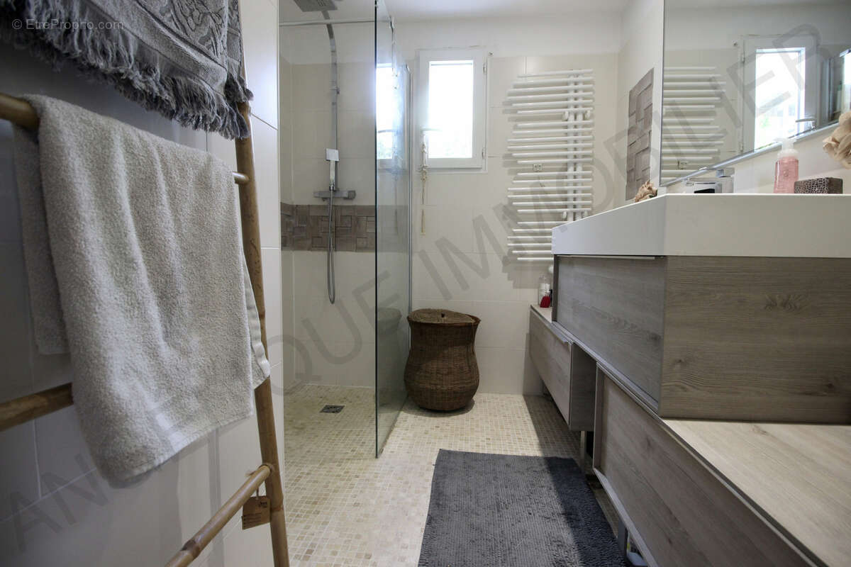 Maison à SAINT-CREPIN-IBOUVILLERS