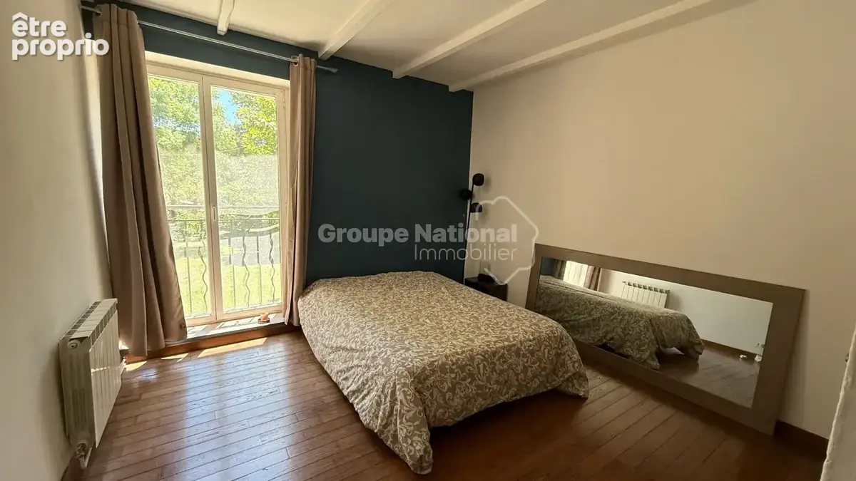 Grans: magnifique mas en pierre de 130 m2- 5 pièces - Terrain 2 600 m² - photo 11