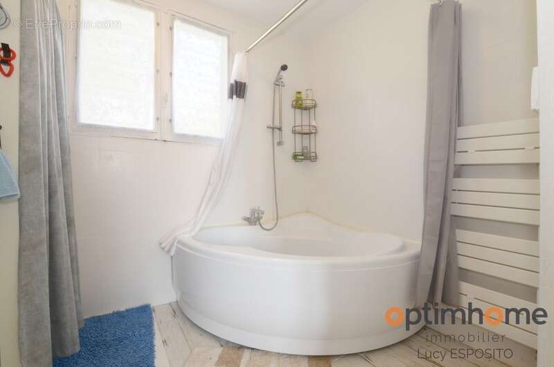  Maison individuelle avec accès privé à la rivière – Confolens (Charente)  - photo 19