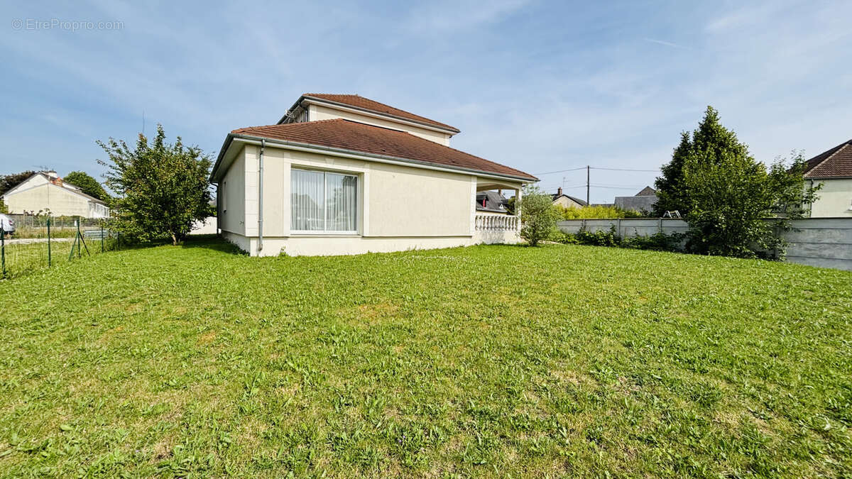 Maison à CHATEAUDUN